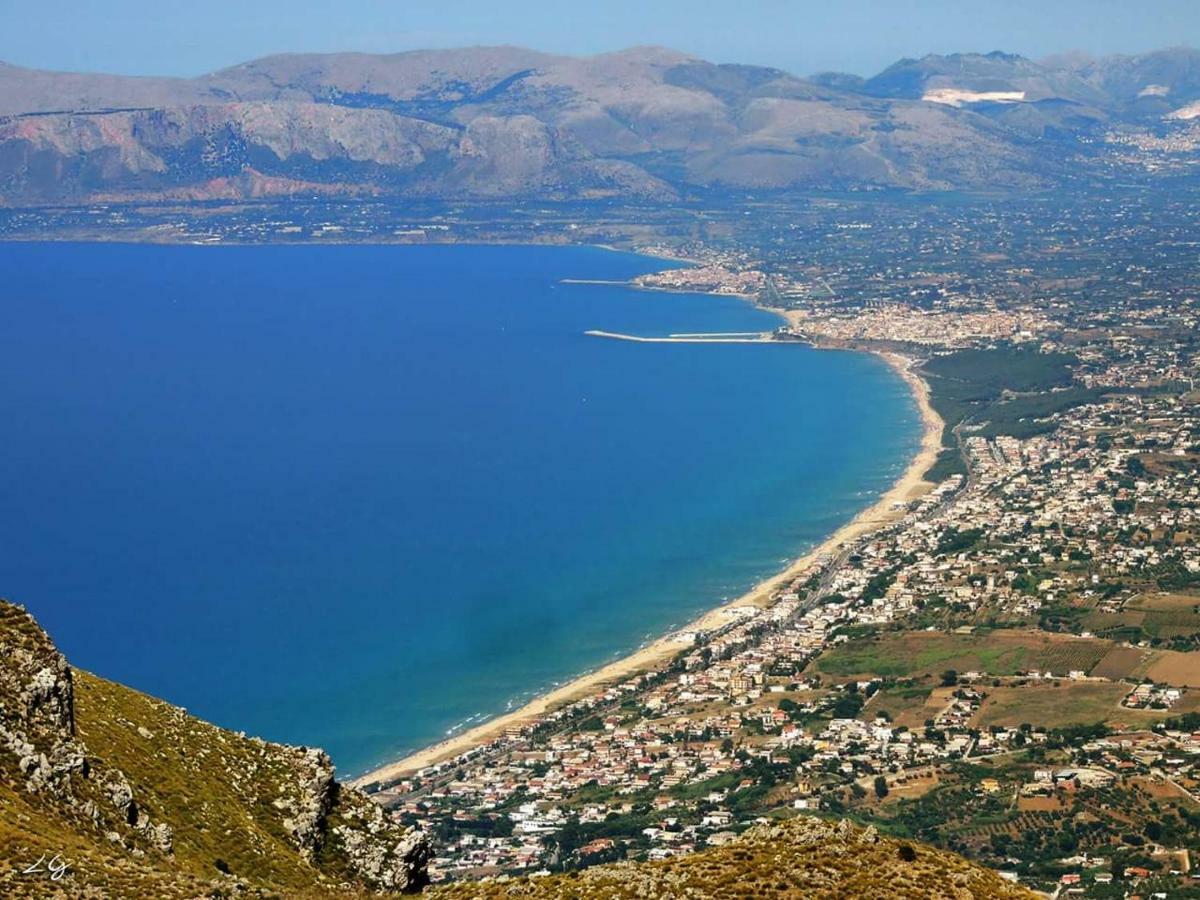 Villetta Azzurra Alcamo Marina Luaran gambar